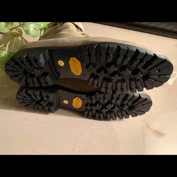 PRADA BOOTIES - Picture 8 of 11